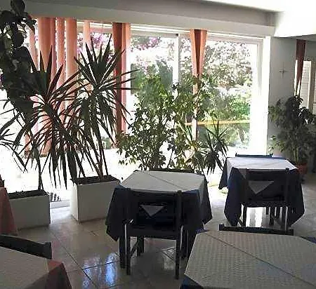 Moschos Otel
