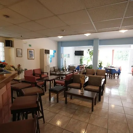 Hotel Moschos 2*
